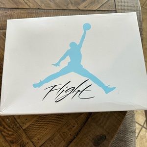 Jordan 4 Retro. University Blue